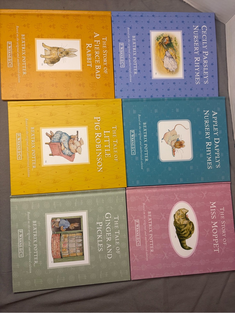 The Complete Peter Rabbit Library Box Set by Beatrix Potter - Yellow - Picture 6 of 9